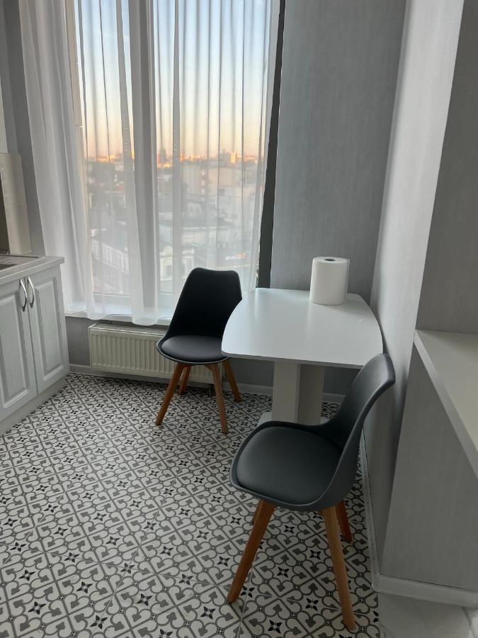 Crown Plaza Park Luxury Apartment *